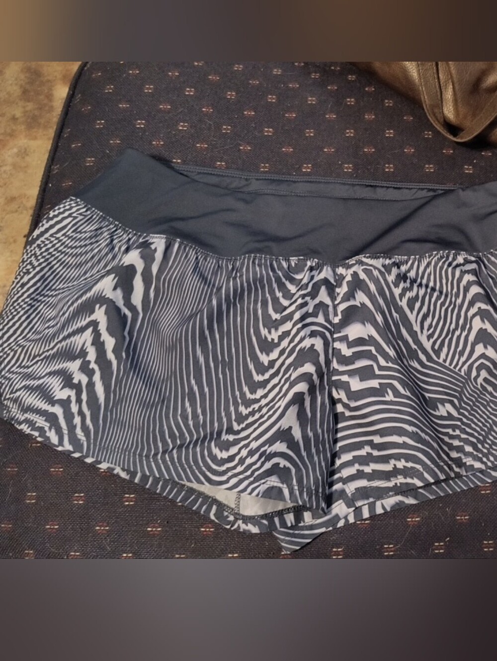 Nike Large Dri-FIT Dry Crew 3" Running Shorts